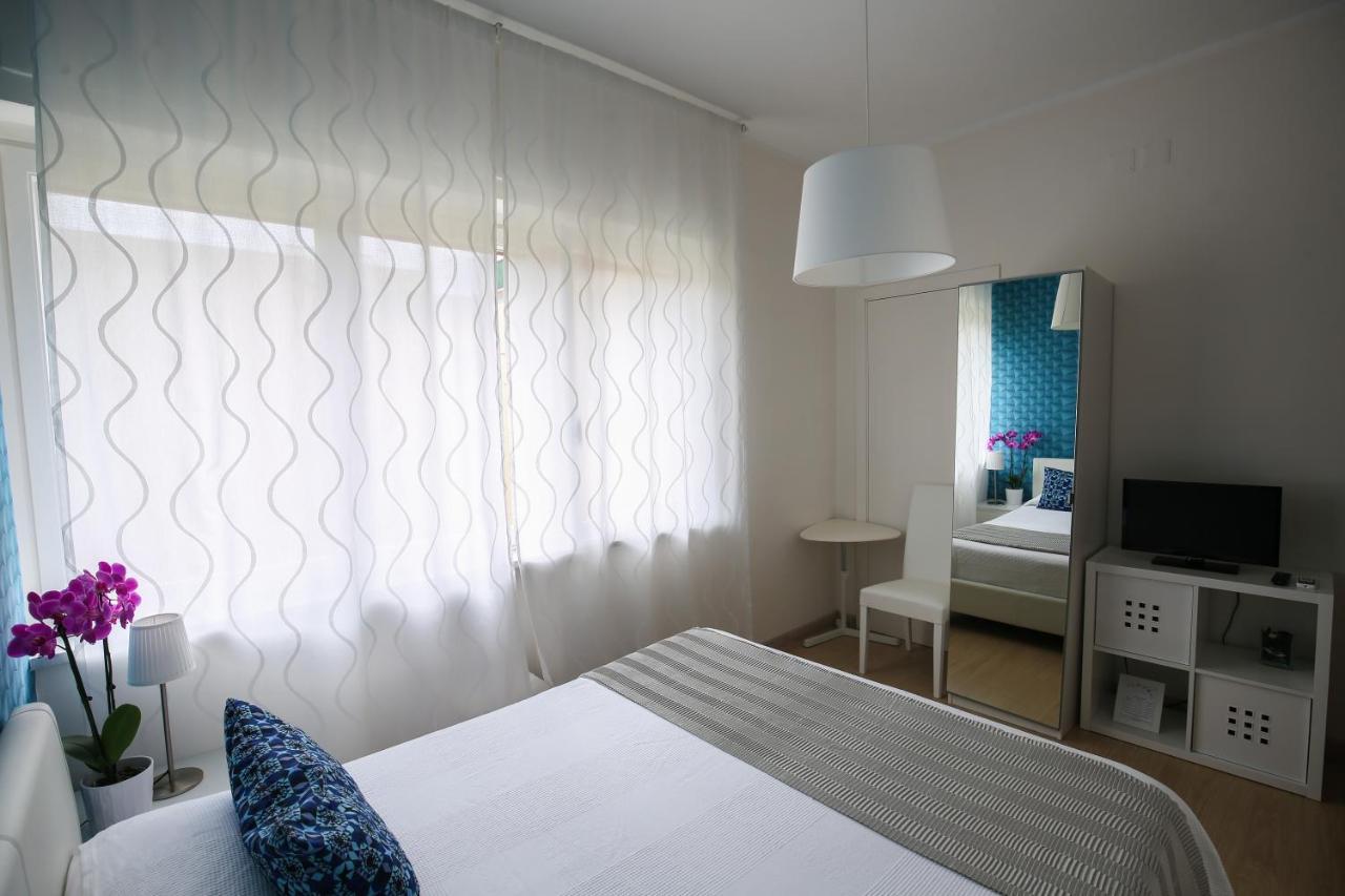Bernini 20 Bed and Breakfast Napoli Eksteriør billede