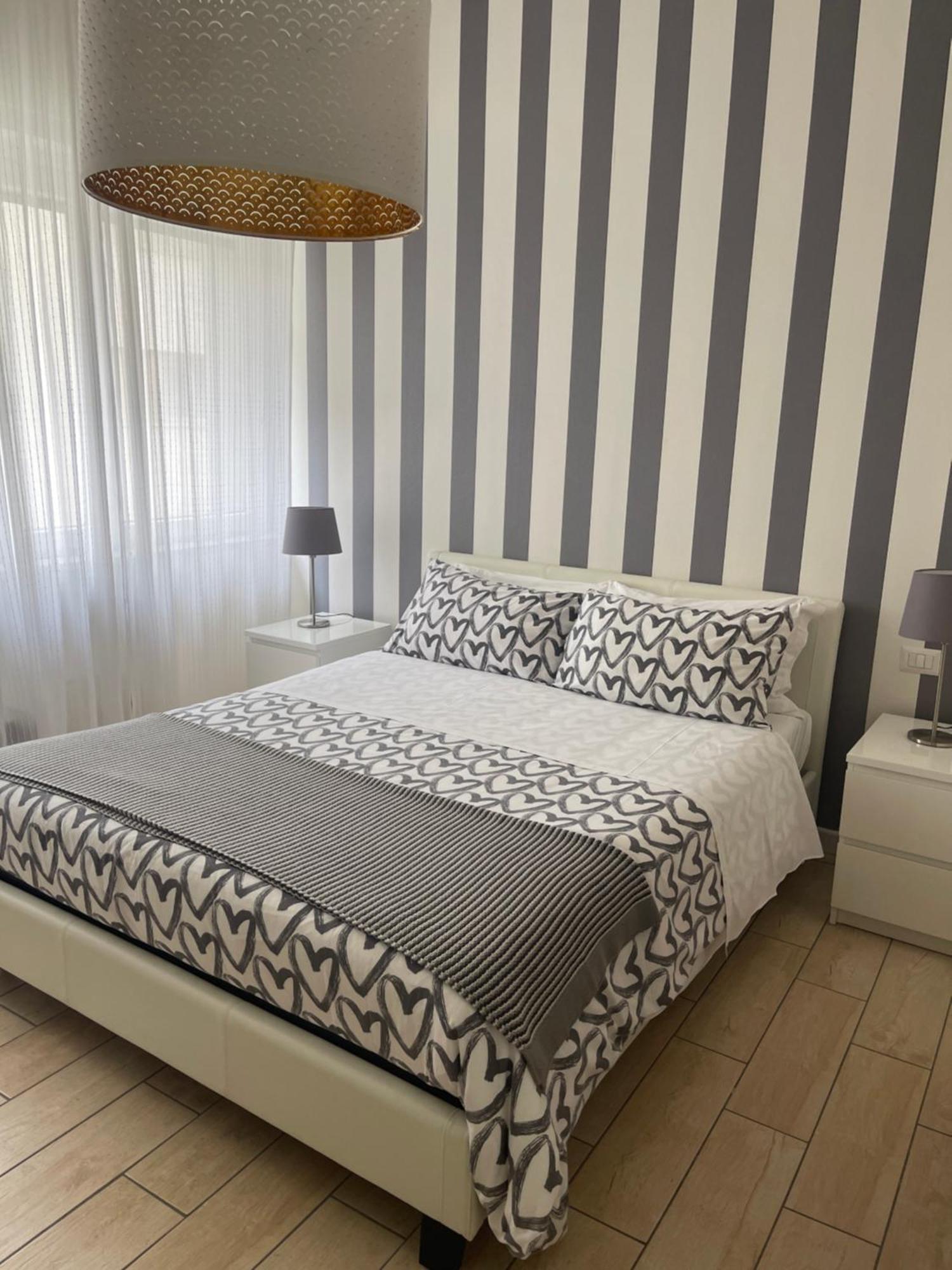 Bernini 20 Bed and Breakfast Napoli Eksteriør billede