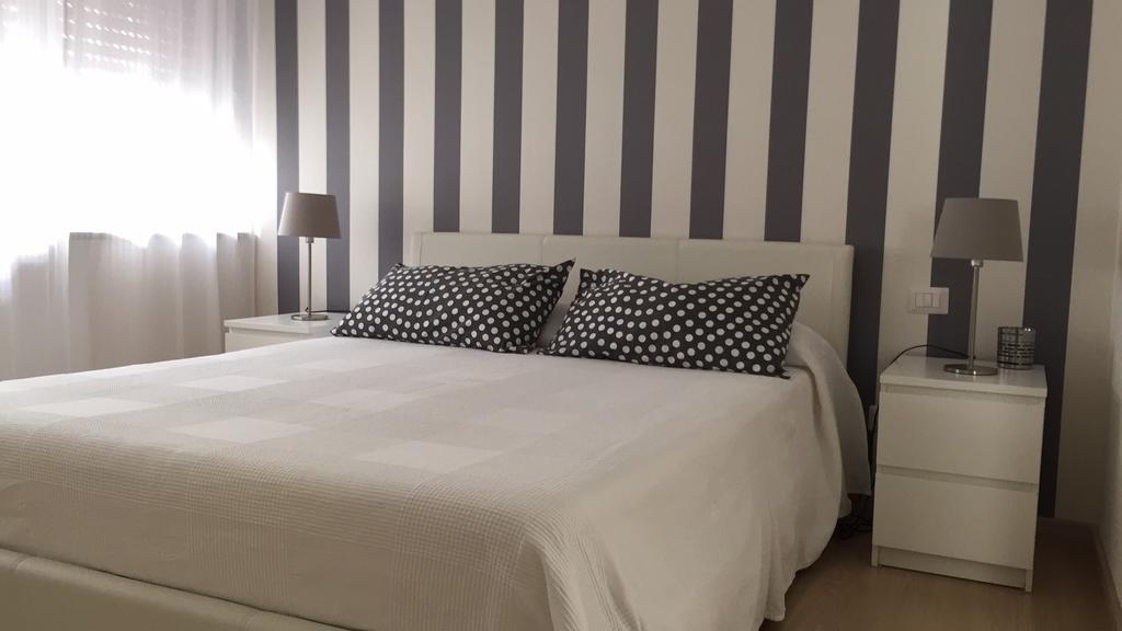 Bernini 20 Bed and Breakfast Napoli Værelse billede